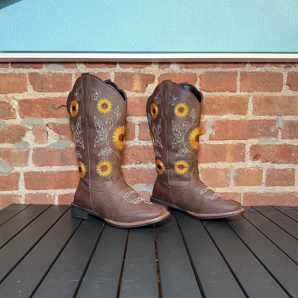 En Bloom Sunflower Cowboy Boots